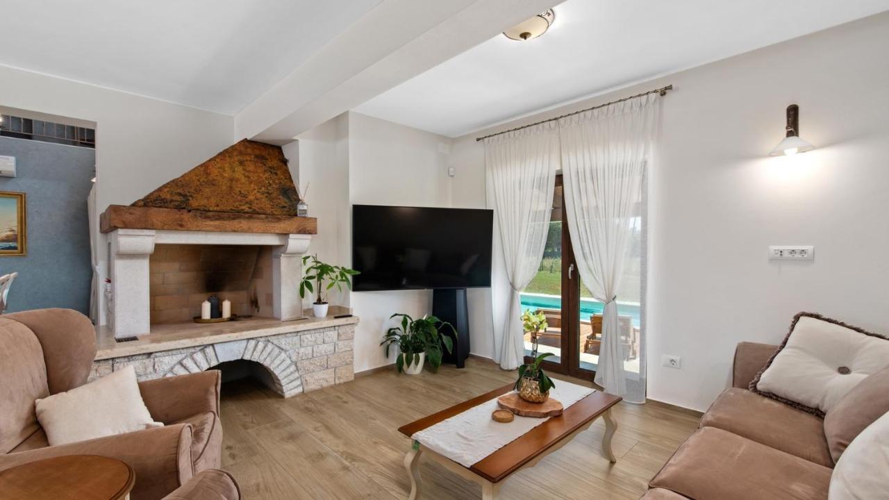 Villa Campagna Galižana Екстериор снимка