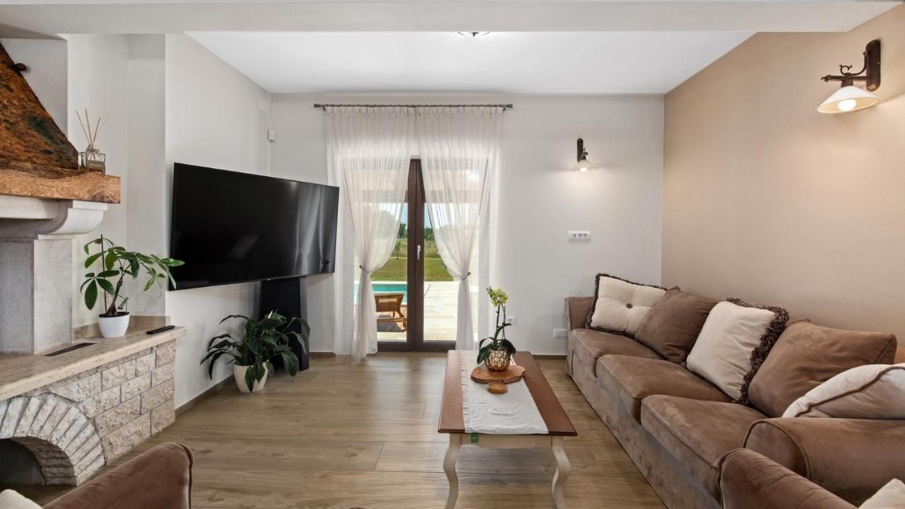 Villa Campagna Galižana Екстериор снимка